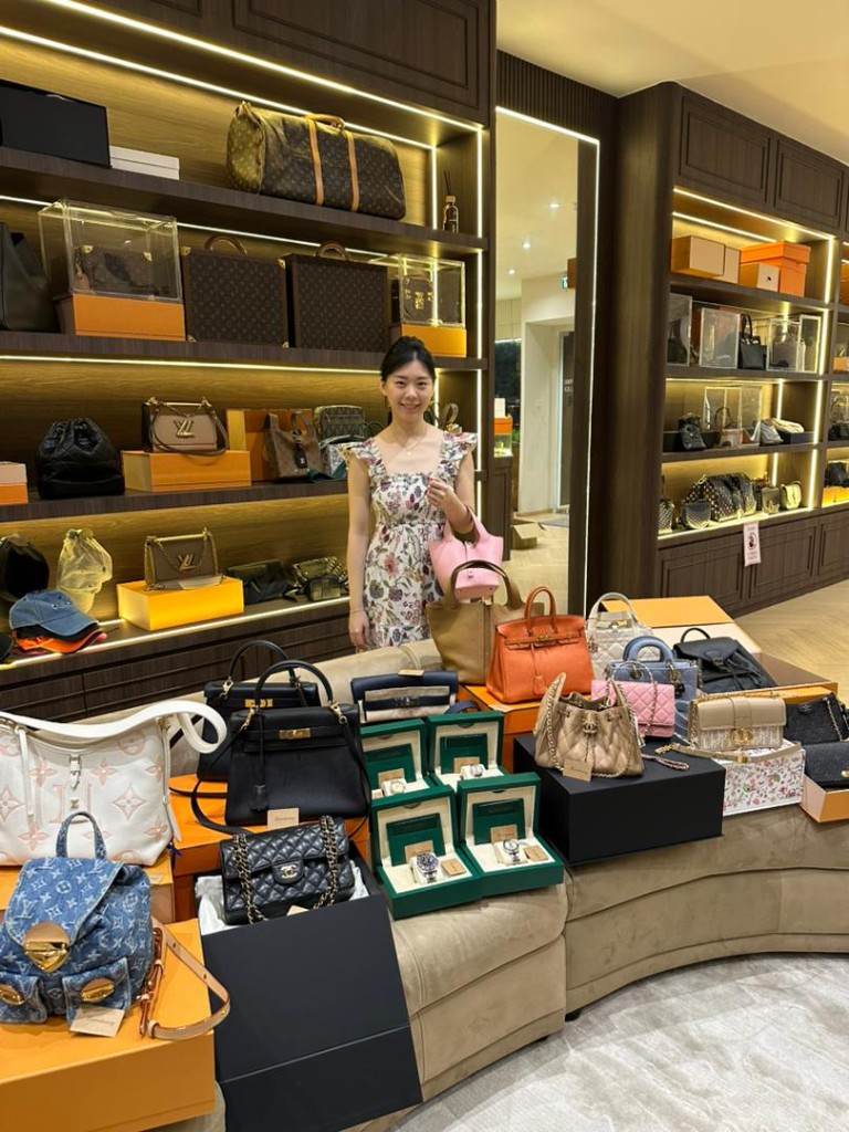 LOWEELUXURY showroom luxury bags and watches display
